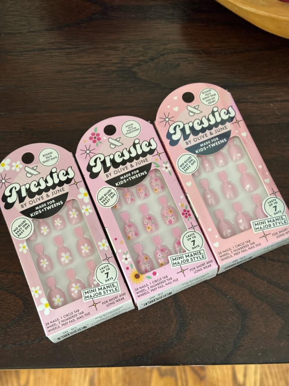 Pressies by Pink Floral Press-On Nails